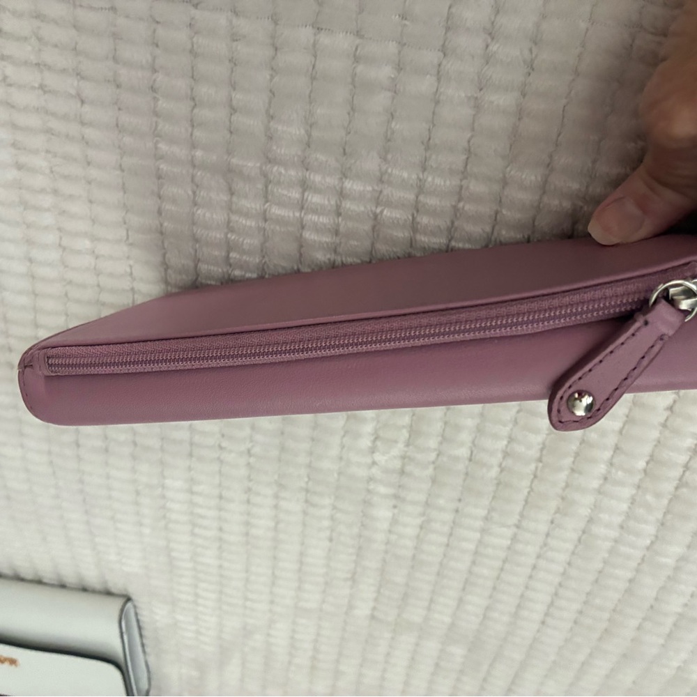 Elegant Pink Women's Clutch Coach